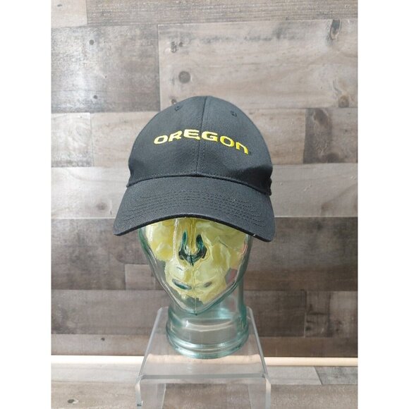 University Of Oregon Duck Black With Yellow Logo Hook N Loop Hat - Picture 1 of 7